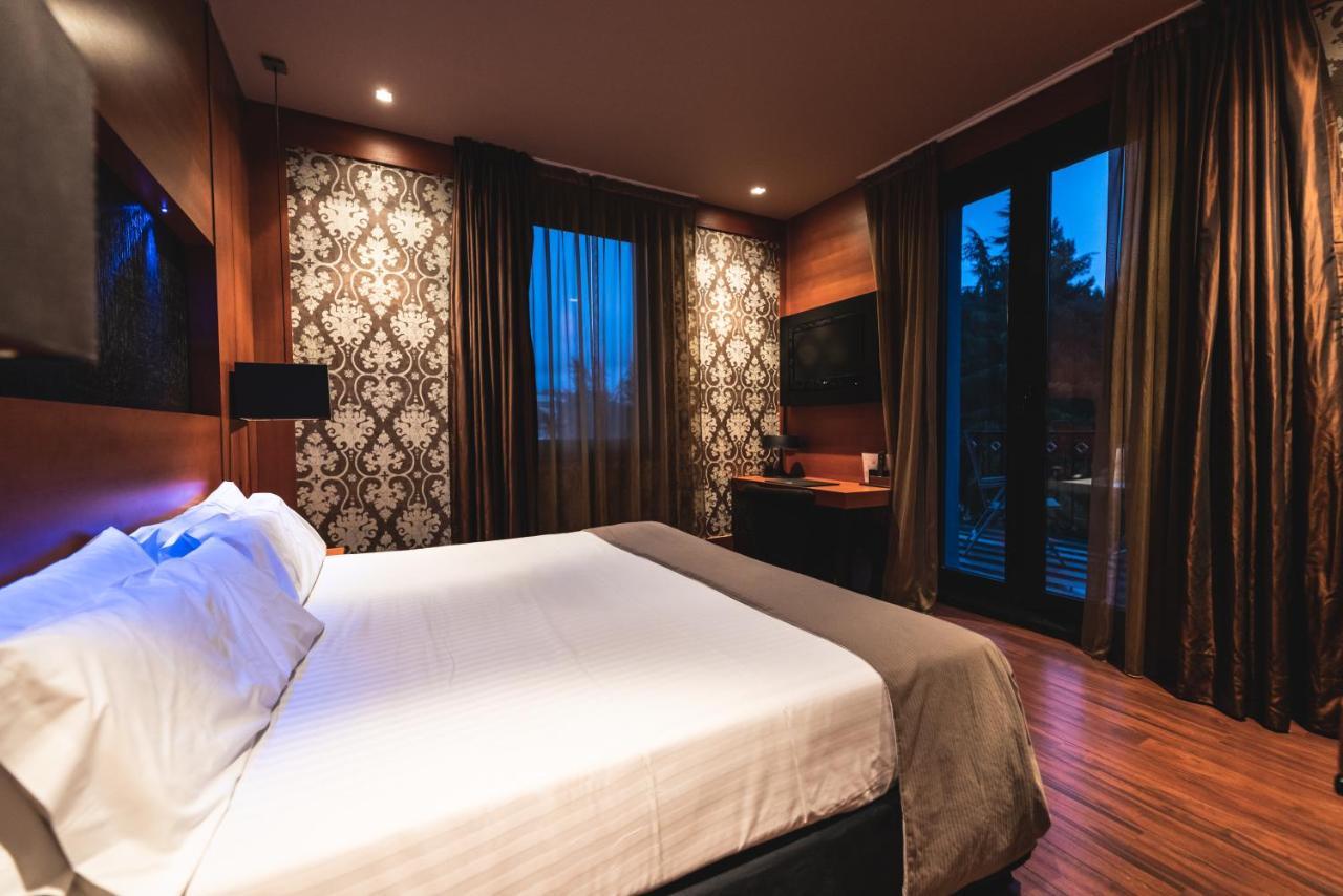Hotel Balneario Font Vella- Adults Only Sant Hilari Sacalm Esterno foto